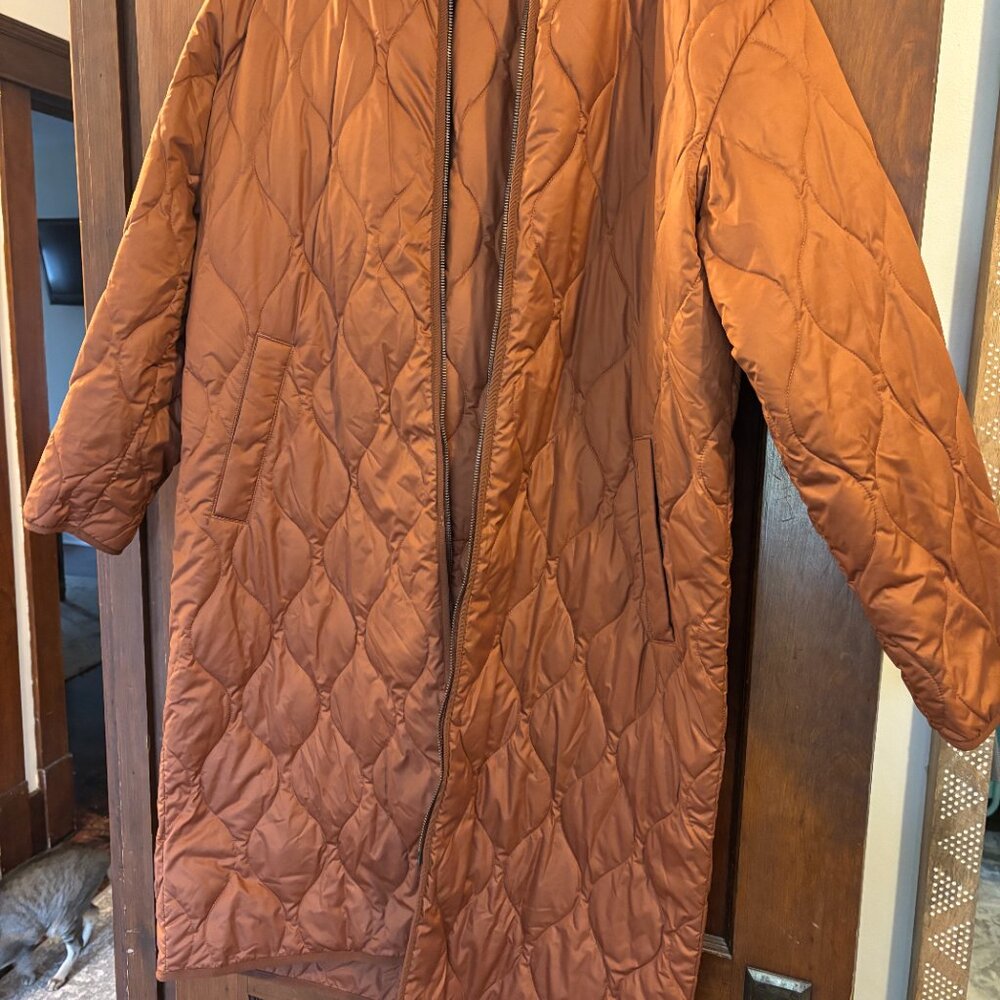 Everlane The Renew Long Liner Quilted Jacket Size L, Tawny Brown EUC - Picture 2 of 2
